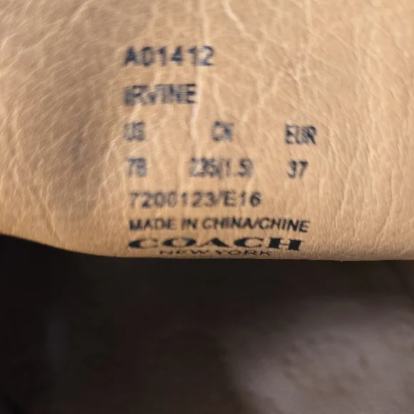 Coach Burgundy Tassel Loafers for Women-pre Owned - Picture 6 of 7